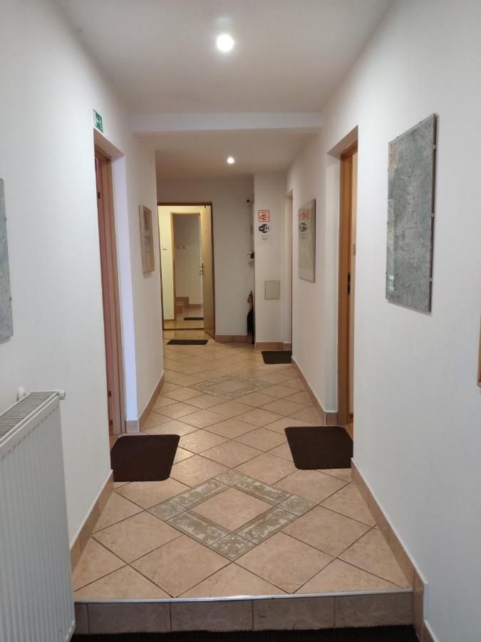 Penzion Roal Pieniny Hotel Spisska Stara Ves Ngoại thất bức ảnh